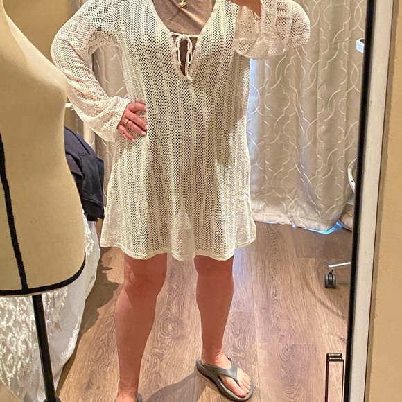 Show Me Your MuMu Cover Up White Crochet Knit New M-XL - Picture 13 of 14